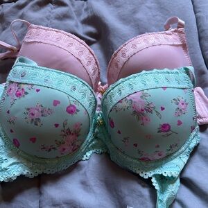 Daisy Fuentes Pink and Green Floral Lace Bra